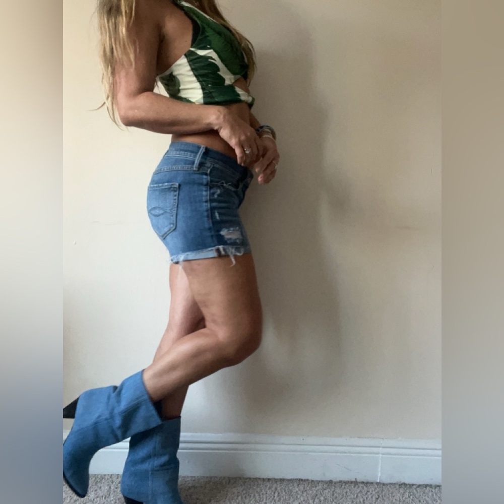 Beach Riot Sport RARE Green and White Bikini Top